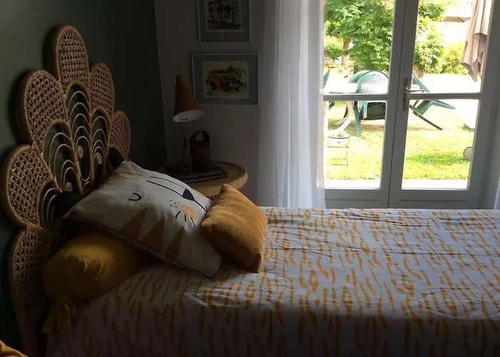 Le Des Mésanges Hébergement de vacances Villefranche-de-Rouergue